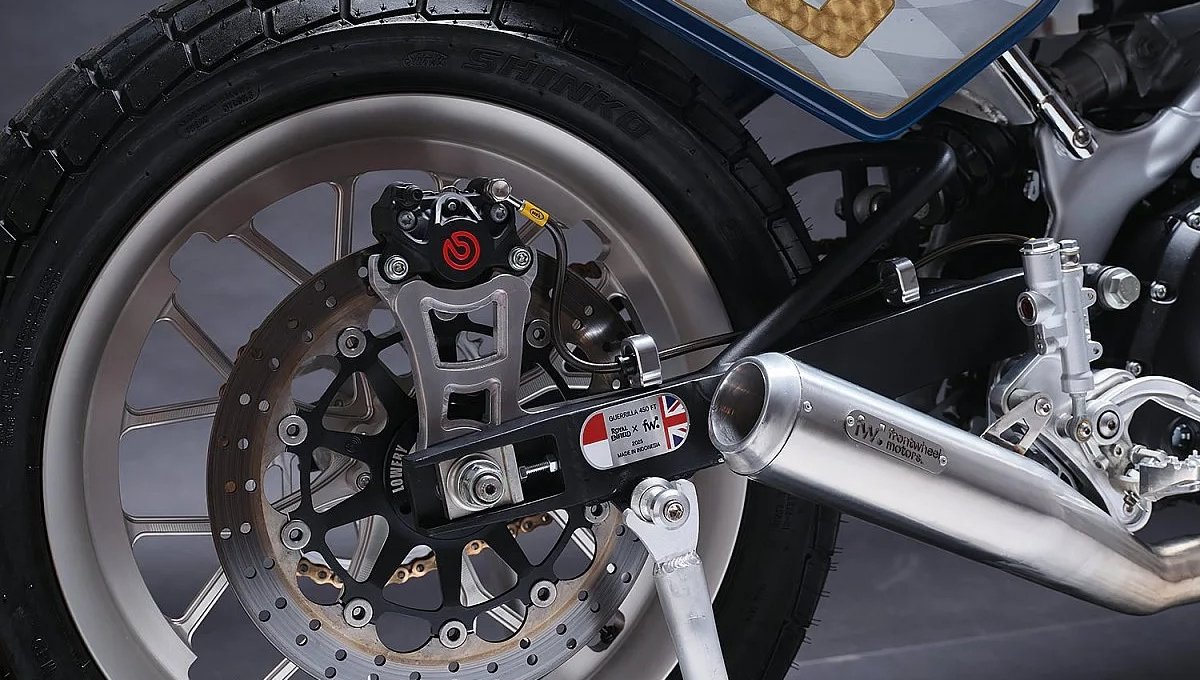 Royal Enfield Guerrilla 450 Flat Tracker