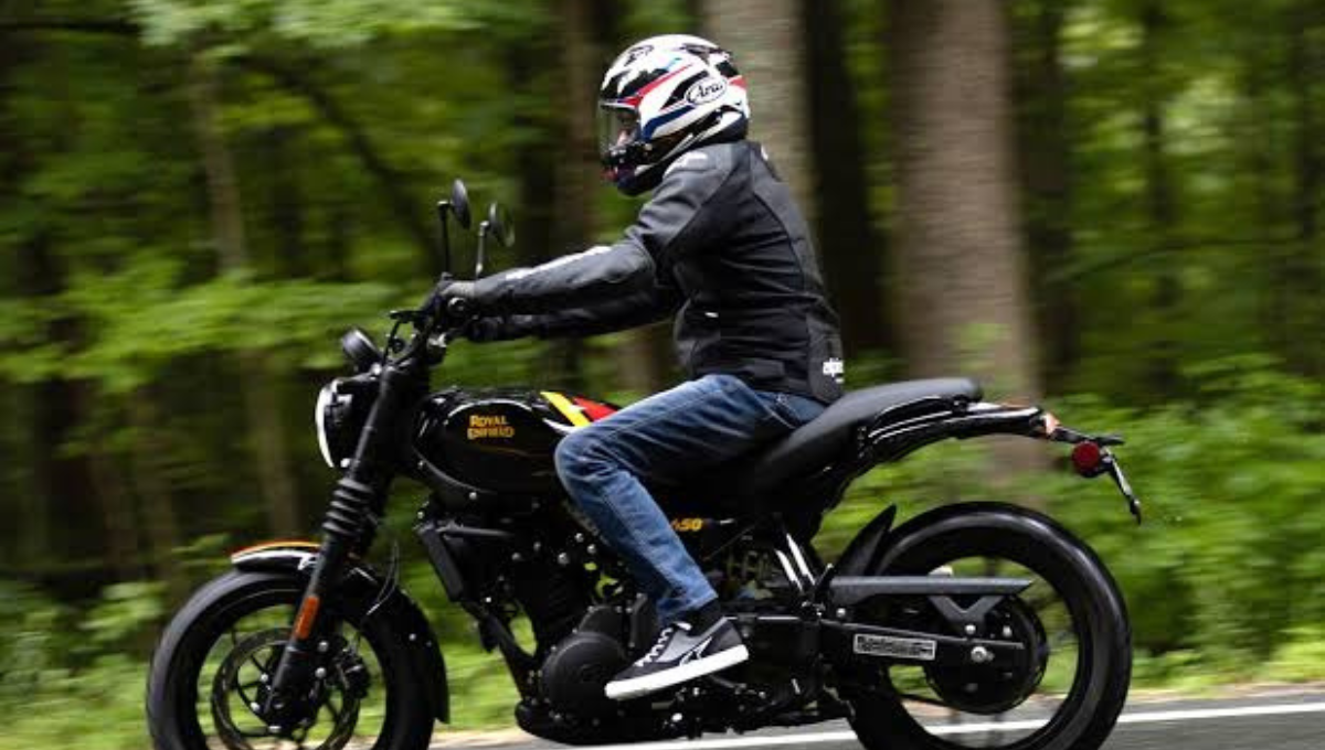 Royal Enfield Guerrilla 450C: